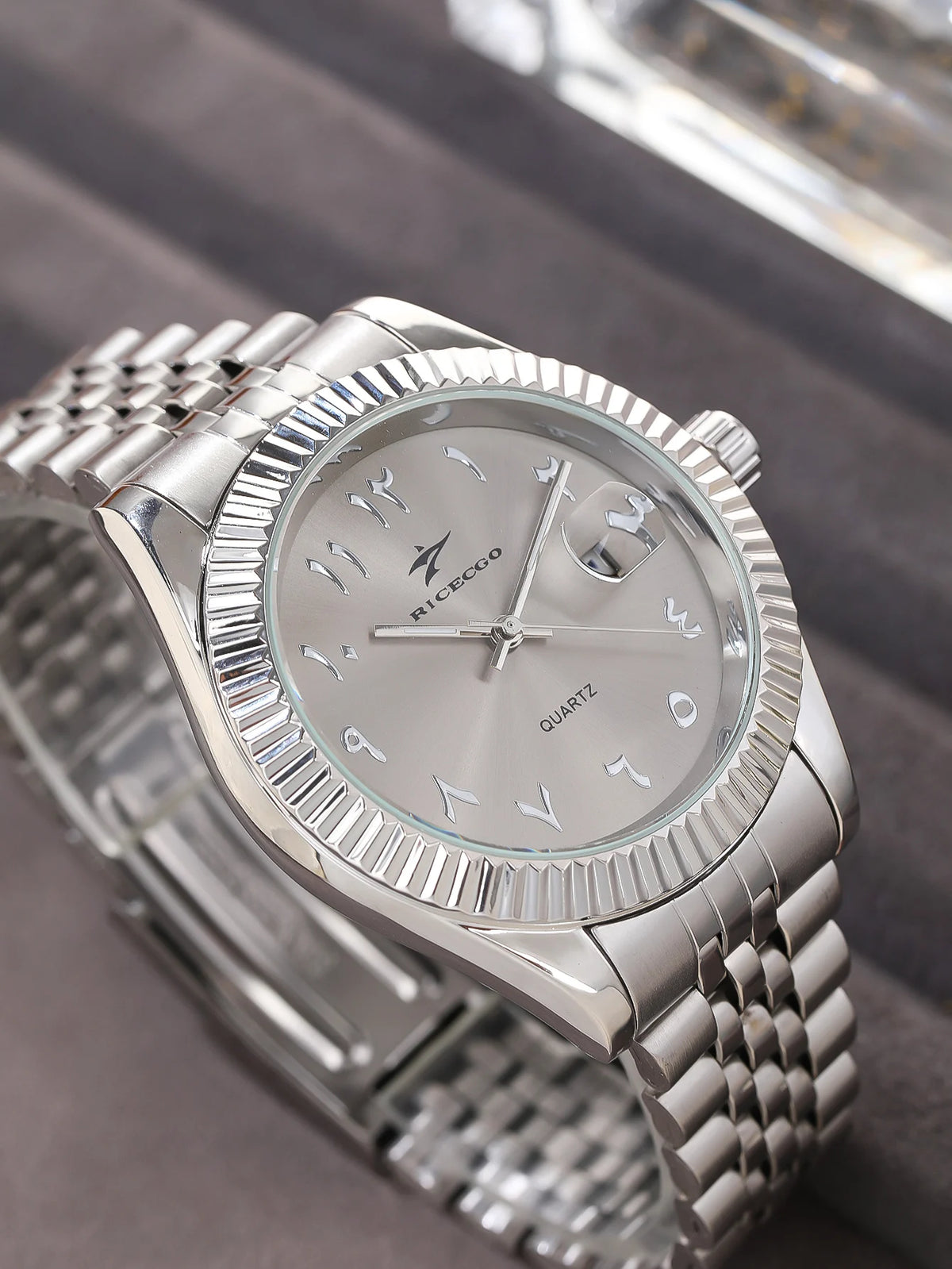 Fashion Men's Watches Date High-end Luxury Casual Sport Clock Classic Business Quartz Male Stainless Steel Wristwatches